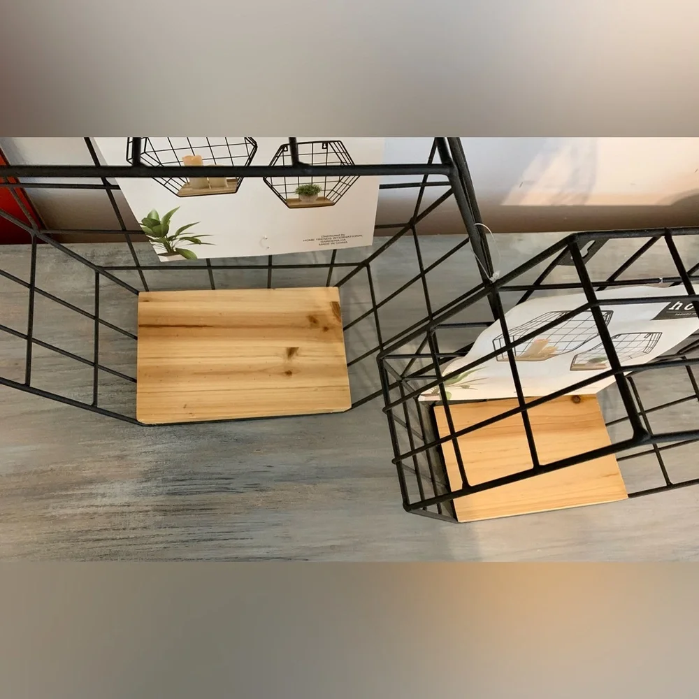 floating shelves Industrial style Black Metal Wall Shelf steampunk Geometric